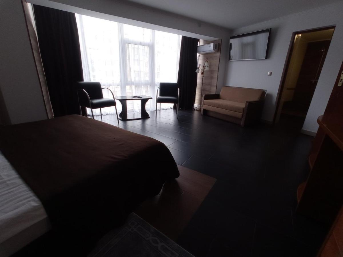 Volyn Hotel Ludmir โวโลดิเมียร์-โวลินสกาเย ภายนอก รูปภาพ