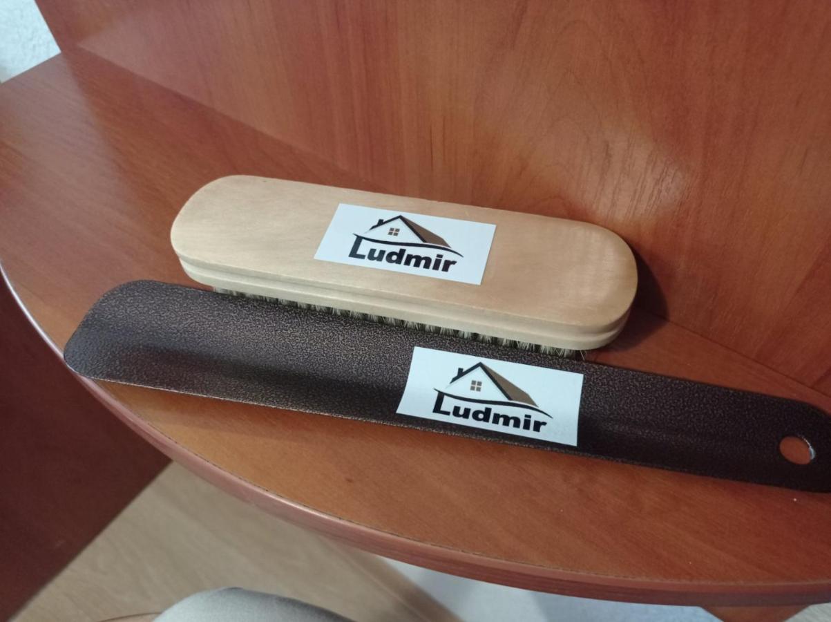 Volyn Hotel Ludmir โวโลดิเมียร์-โวลินสกาเย ภายนอก รูปภาพ