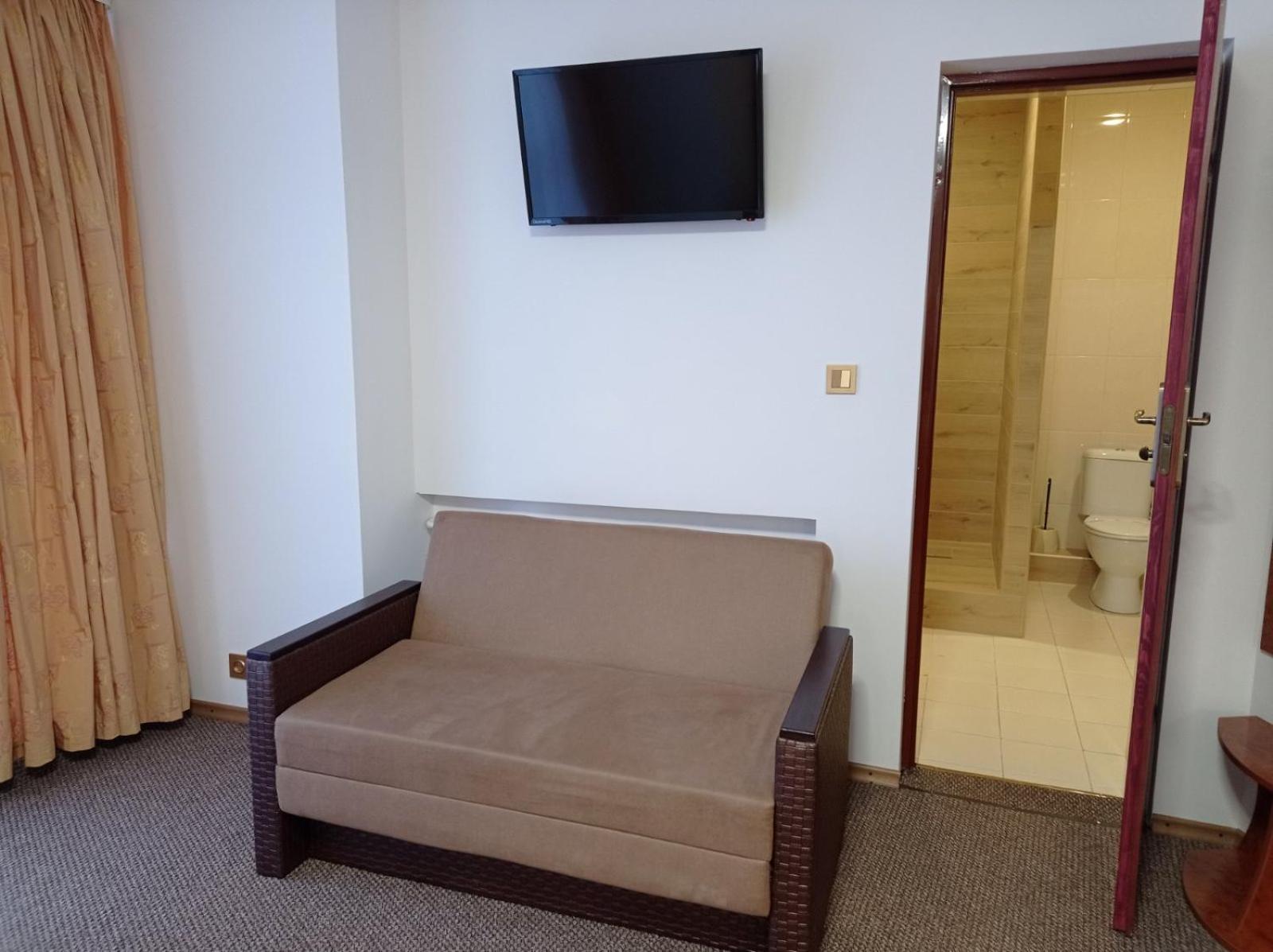 Volyn Hotel Ludmir โวโลดิเมียร์-โวลินสกาเย ภายนอก รูปภาพ