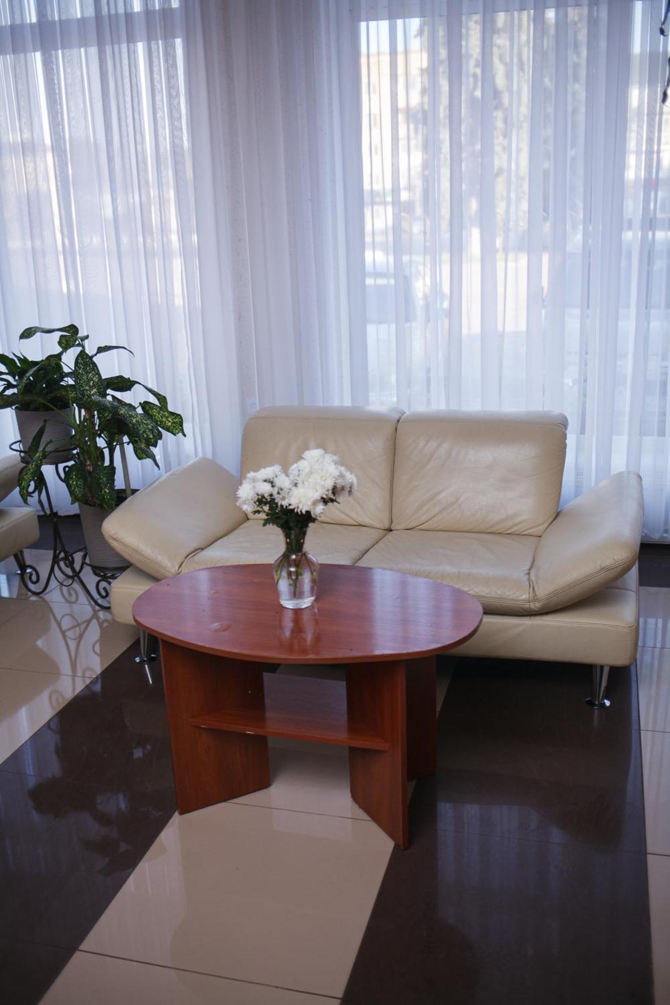 Volyn Hotel Ludmir โวโลดิเมียร์-โวลินสกาเย ภายนอก รูปภาพ