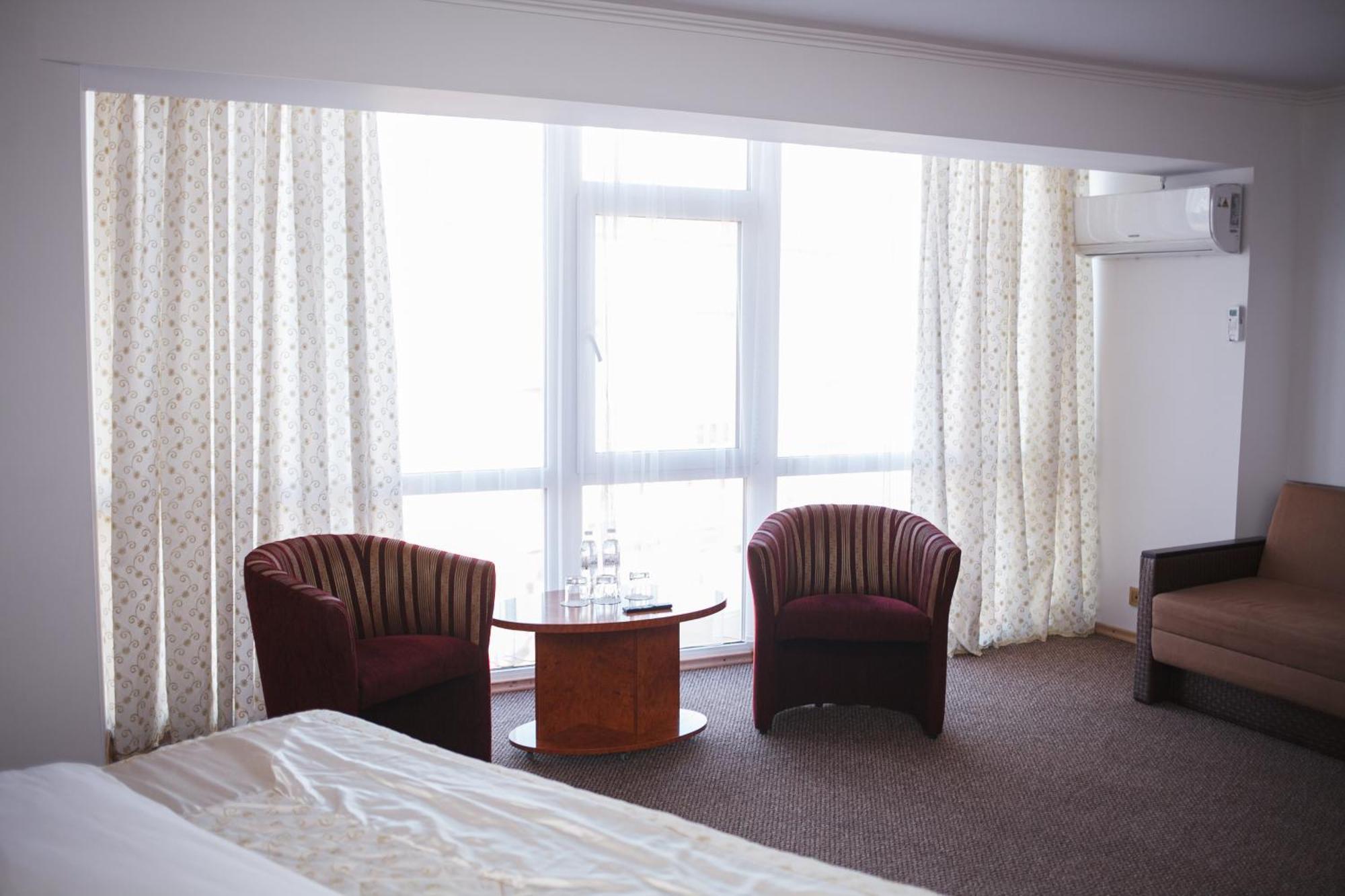 Volyn Hotel Ludmir โวโลดิเมียร์-โวลินสกาเย ภายนอก รูปภาพ