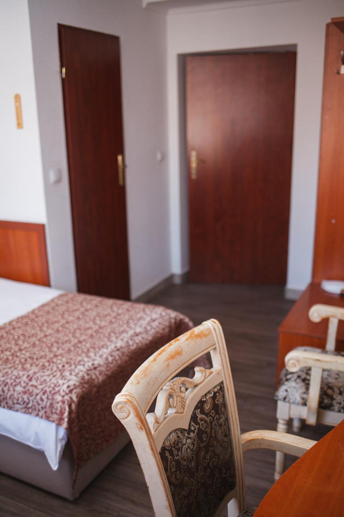 Volyn Hotel Ludmir โวโลดิเมียร์-โวลินสกาเย ภายนอก รูปภาพ