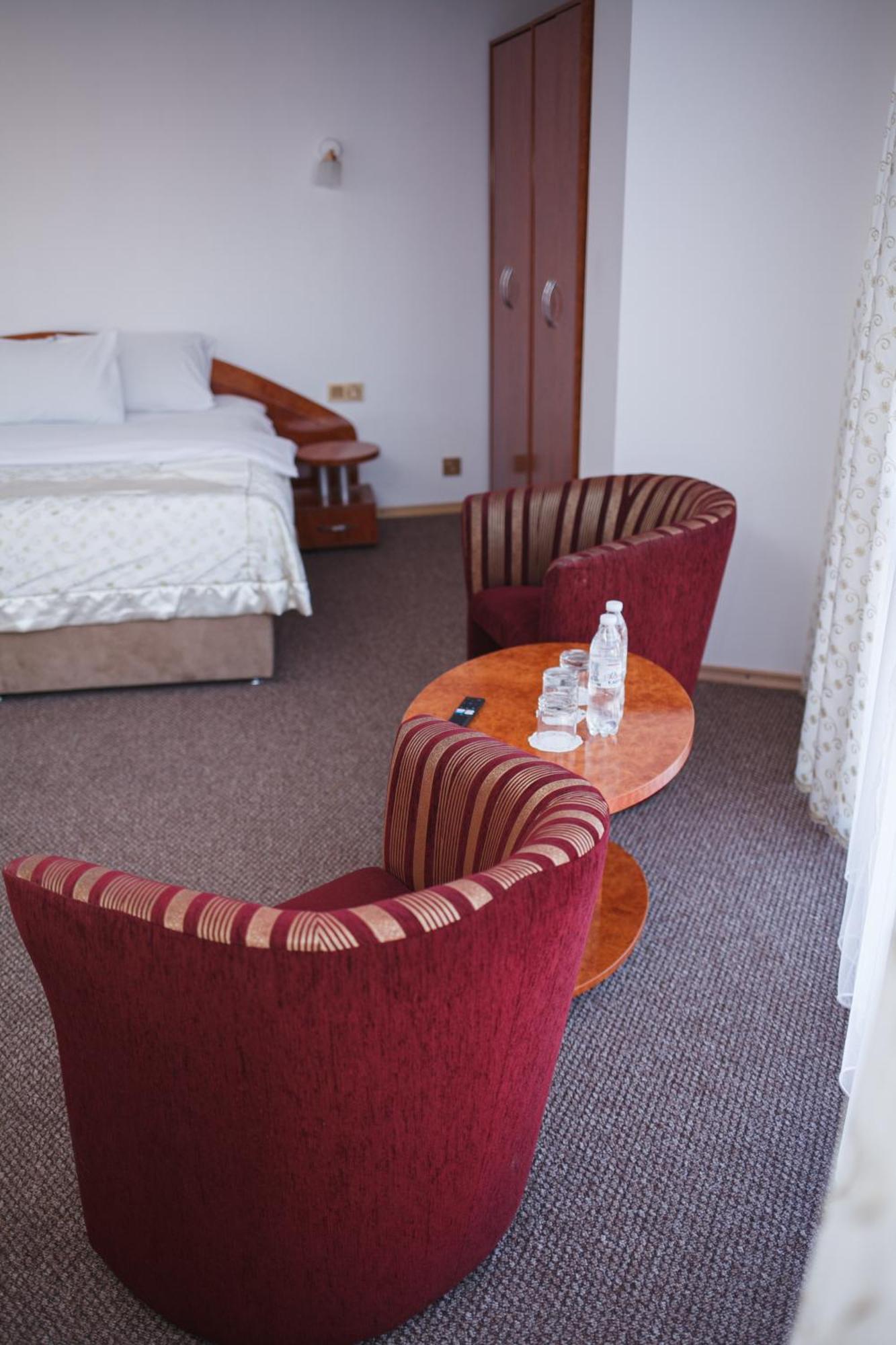 Volyn Hotel Ludmir โวโลดิเมียร์-โวลินสกาเย ภายนอก รูปภาพ